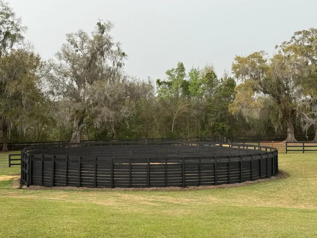 3245 NW 137th Place Reddick FL 32686