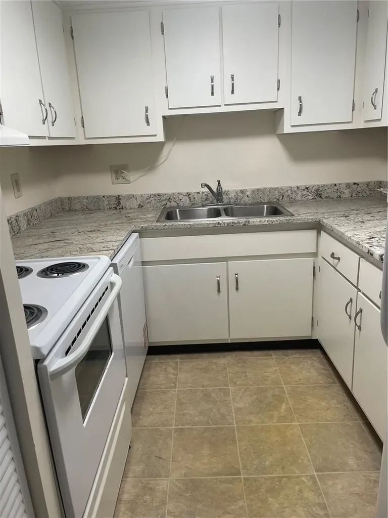 7701 Starkey Road Seminole FL 33777