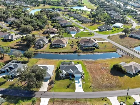 138 Long Meadow Lane Rotonda West FL 33947