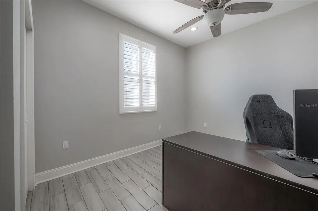 2341 W Chestnut Street Tampa FL 33607