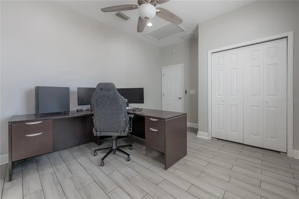 2341 W Chestnut Street Tampa FL 33607
