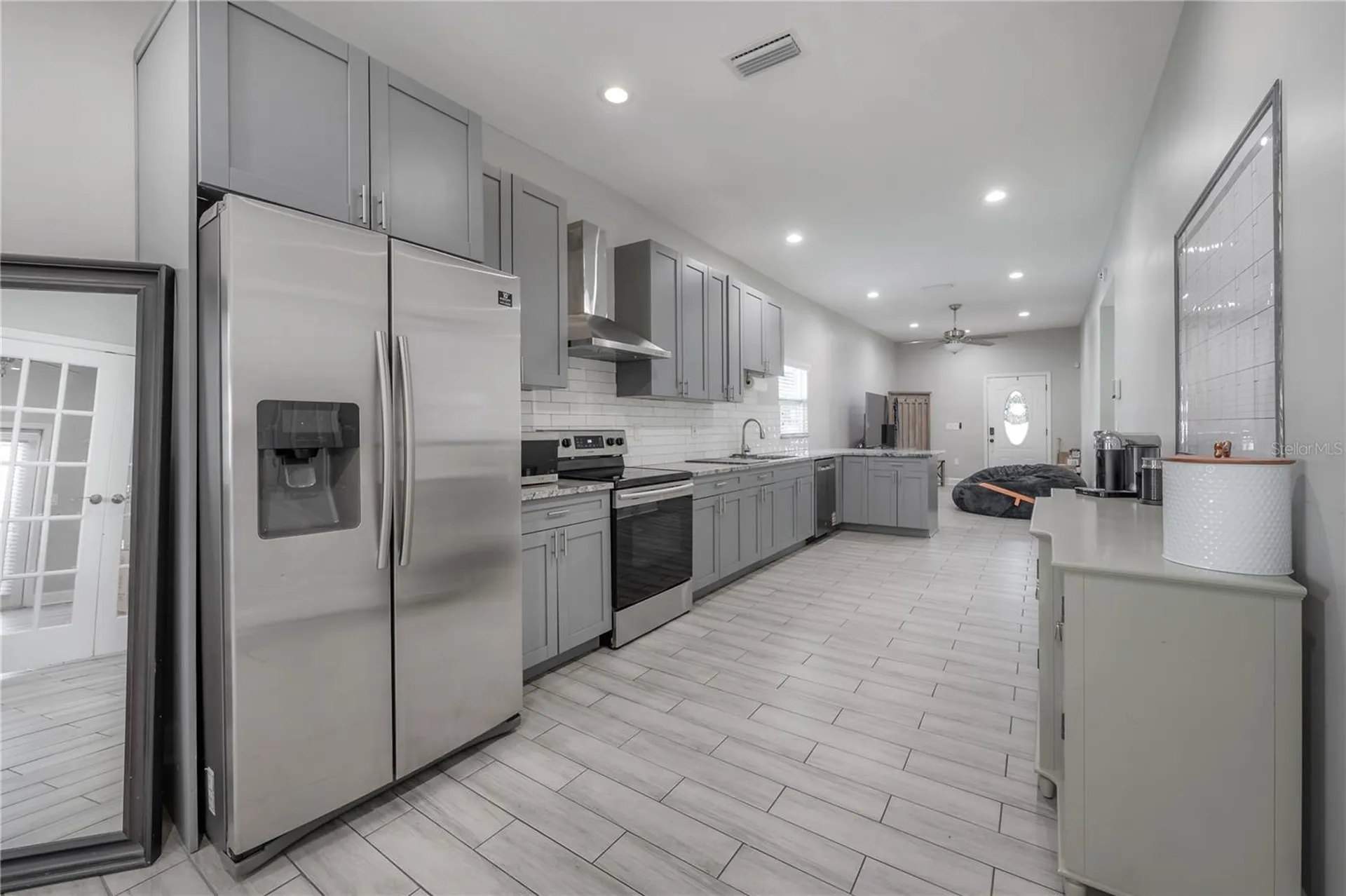 2341 W Chestnut Street Tampa FL 33607