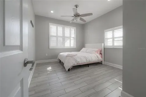 2341 W Chestnut Street Tampa FL 33607