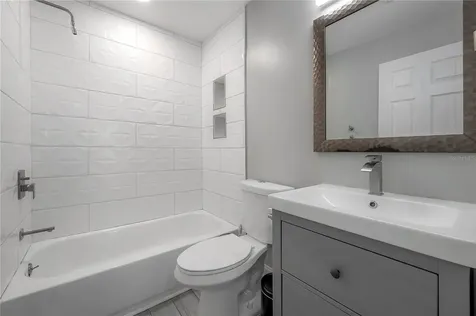 2341 W Chestnut Street Tampa FL 33607