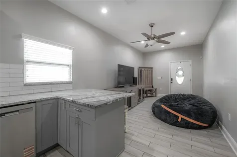 2341 W Chestnut Street Tampa FL 33607