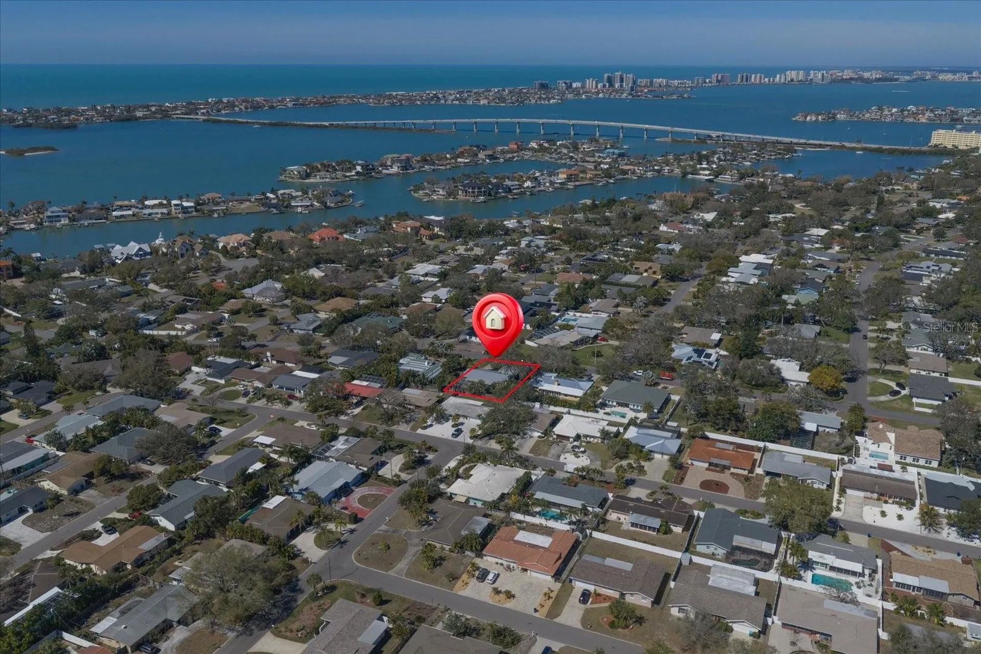 127 Oakwood Drive Largo FL 33770