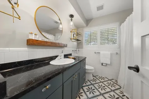 127 Oakwood Drive Largo FL 33770