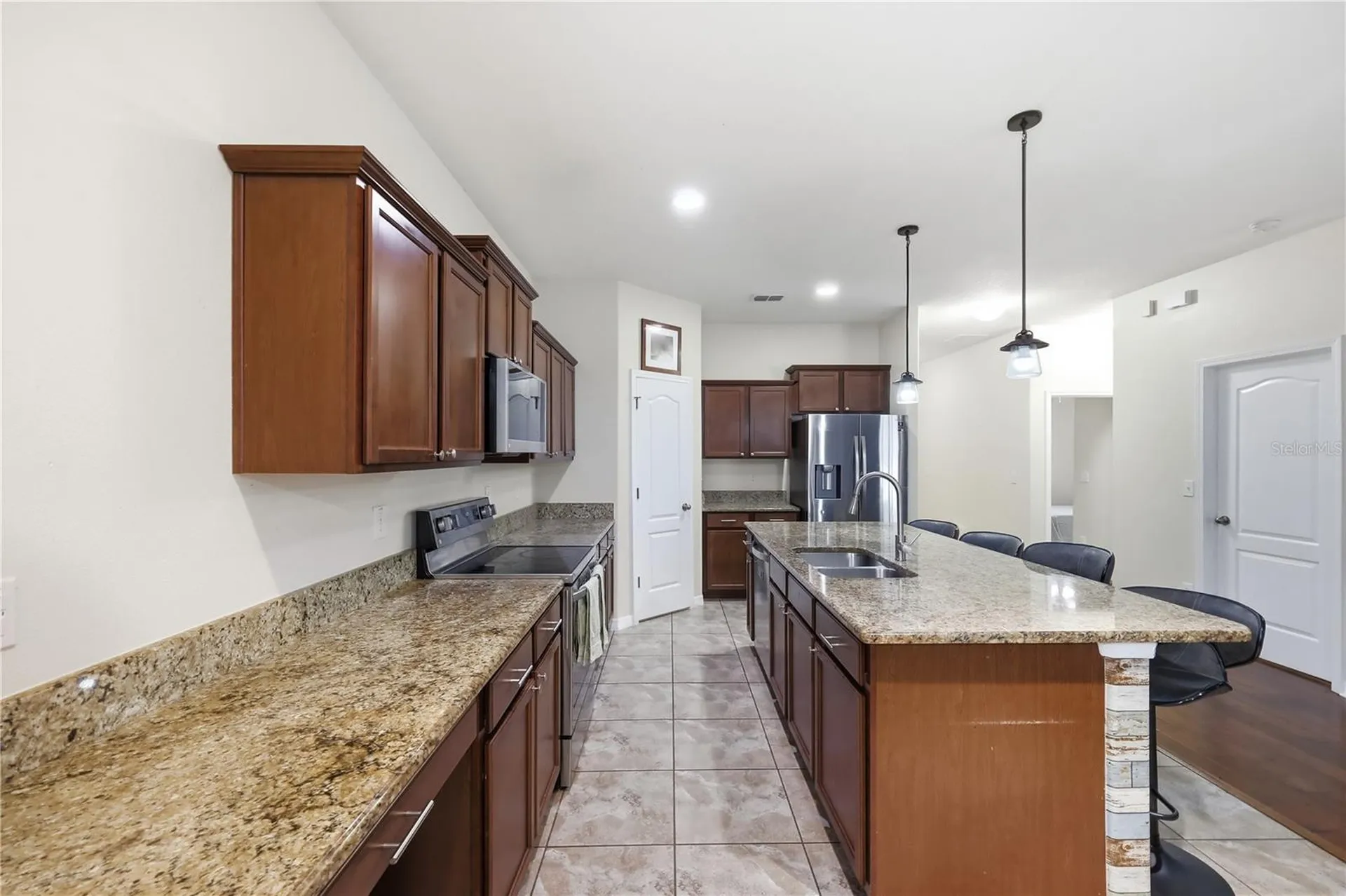 1044 Alston Bay Boulevard Apopka FL 32703