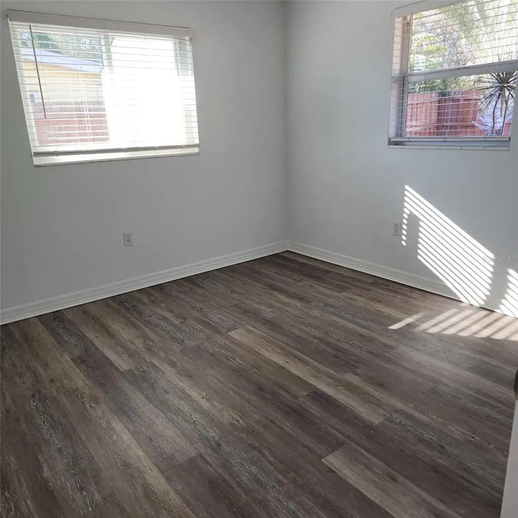 3925 Omega Lane Sarasota FL 34235