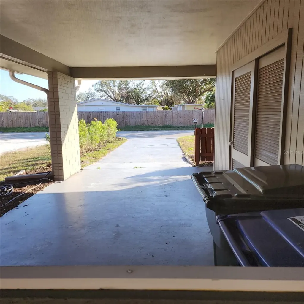 3925 Omega Lane Sarasota FL 34235