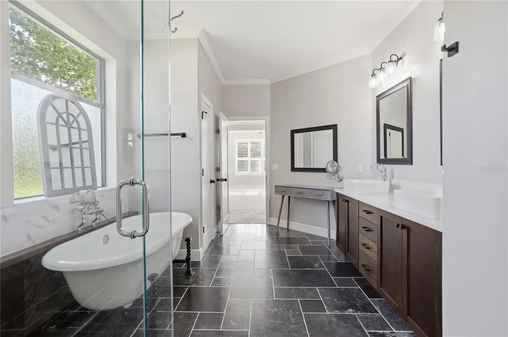 8 Winters Landing Drive Oakland FL 34787