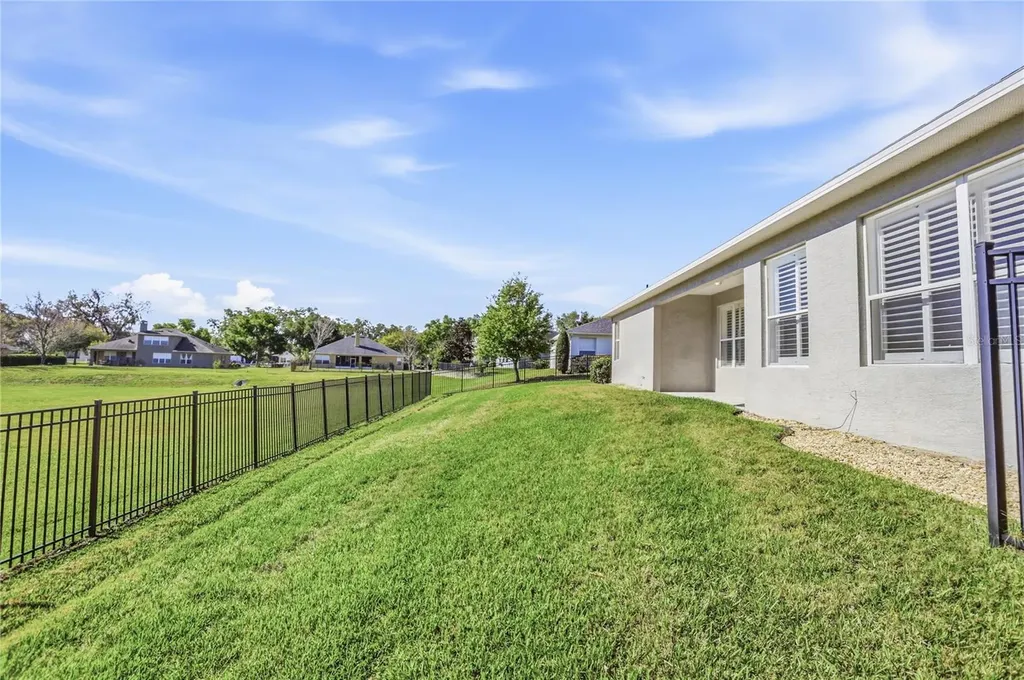 8 Winters Landing Drive Oakland FL 34787
