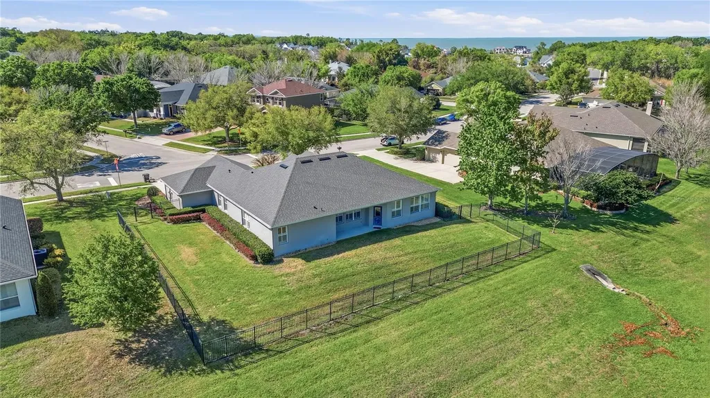 8 Winters Landing Drive Oakland FL 34787