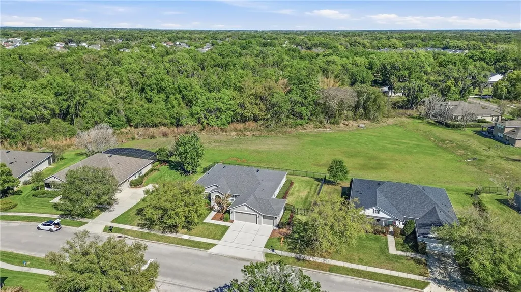 8 Winters Landing Drive Oakland FL 34787