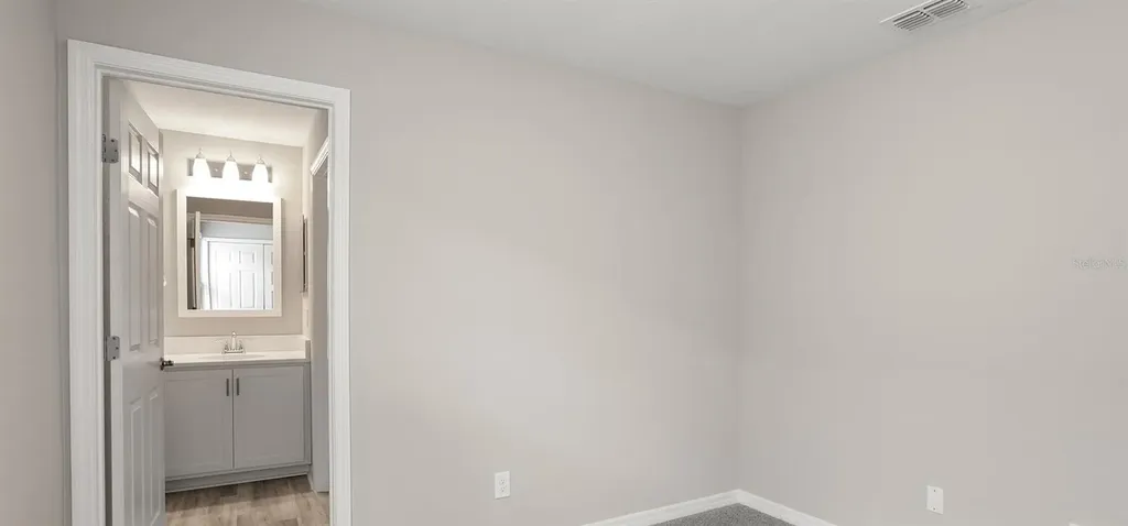 576 Mossy Wood Lane St Cloud FL 34771
