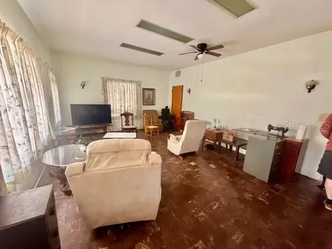 811 State Road 60 E Lake Wales FL 33853
