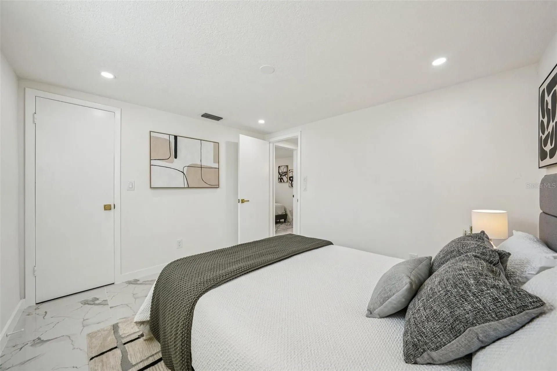 6832 16th Way S St Petersburg FL 33712