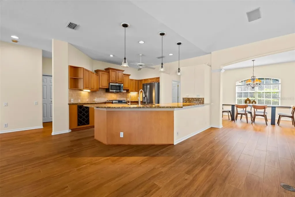 4751 Carrington Circle Sarasota FL 34243