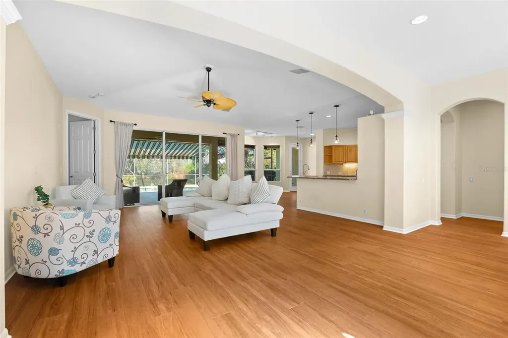 4751 Carrington Circle Sarasota FL 34243
