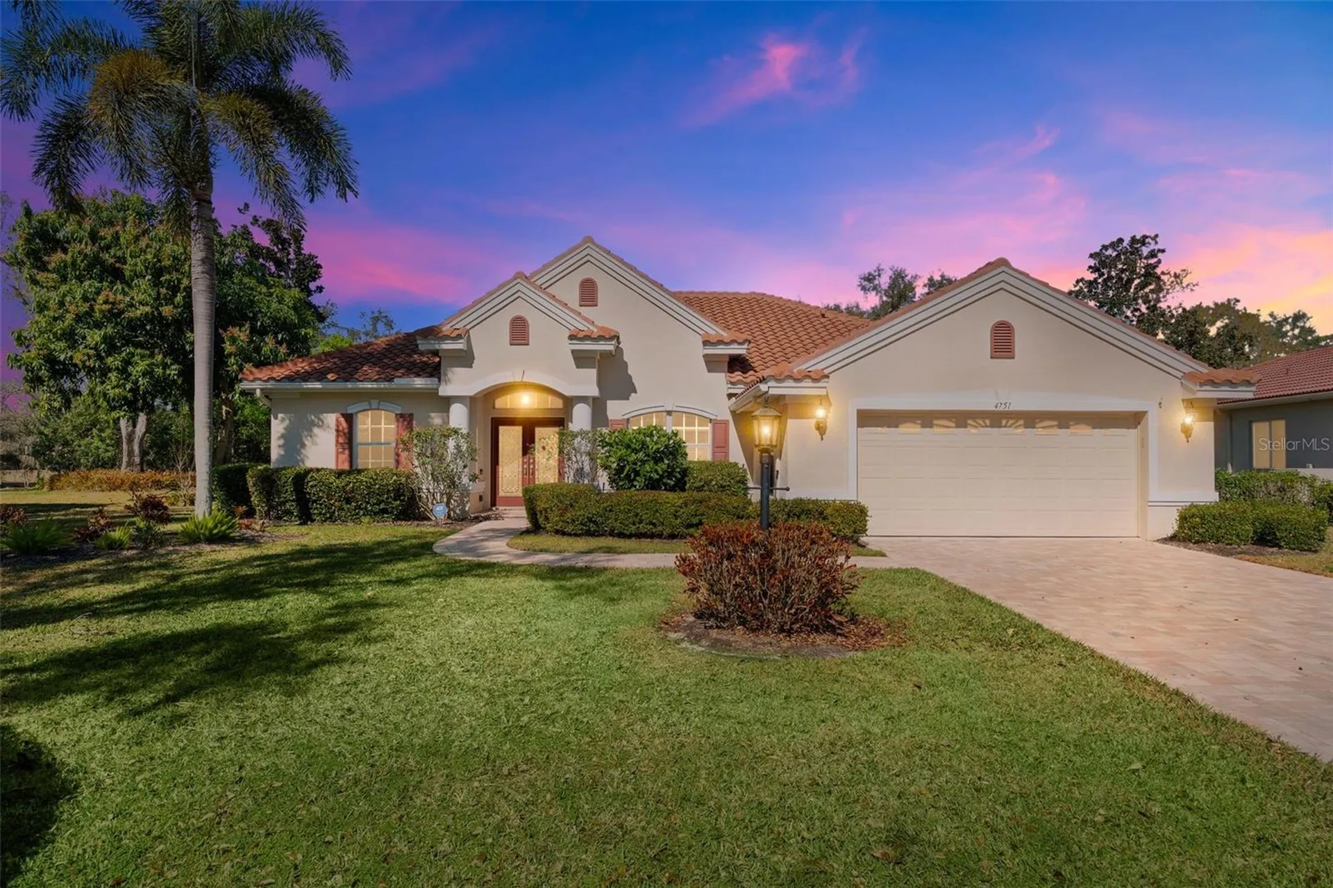 4751 Carrington Circle Sarasota FL 34243
