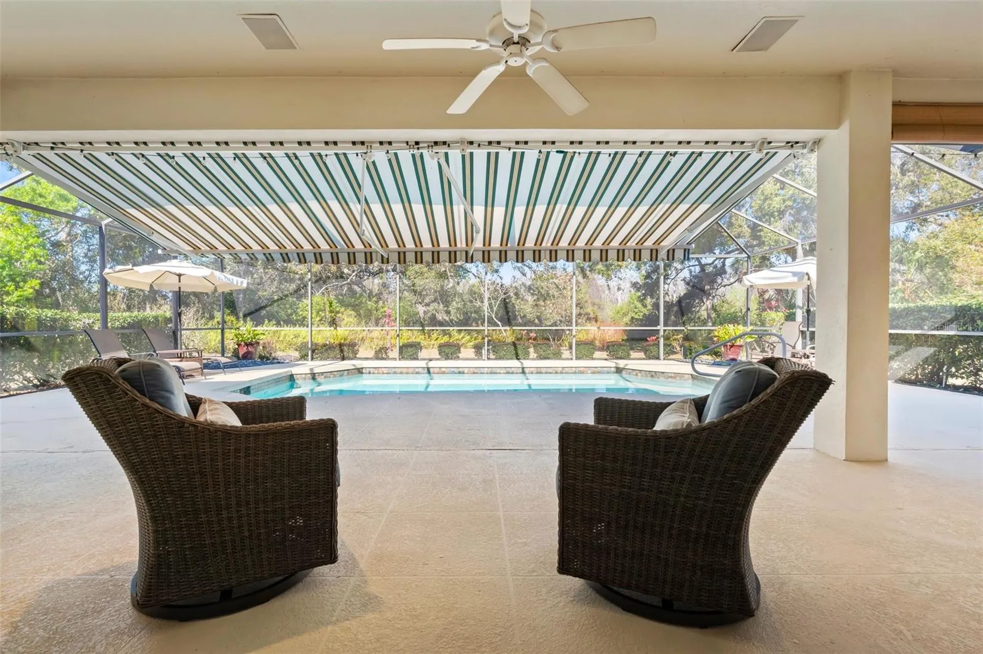 4751 Carrington Circle Sarasota FL 34243