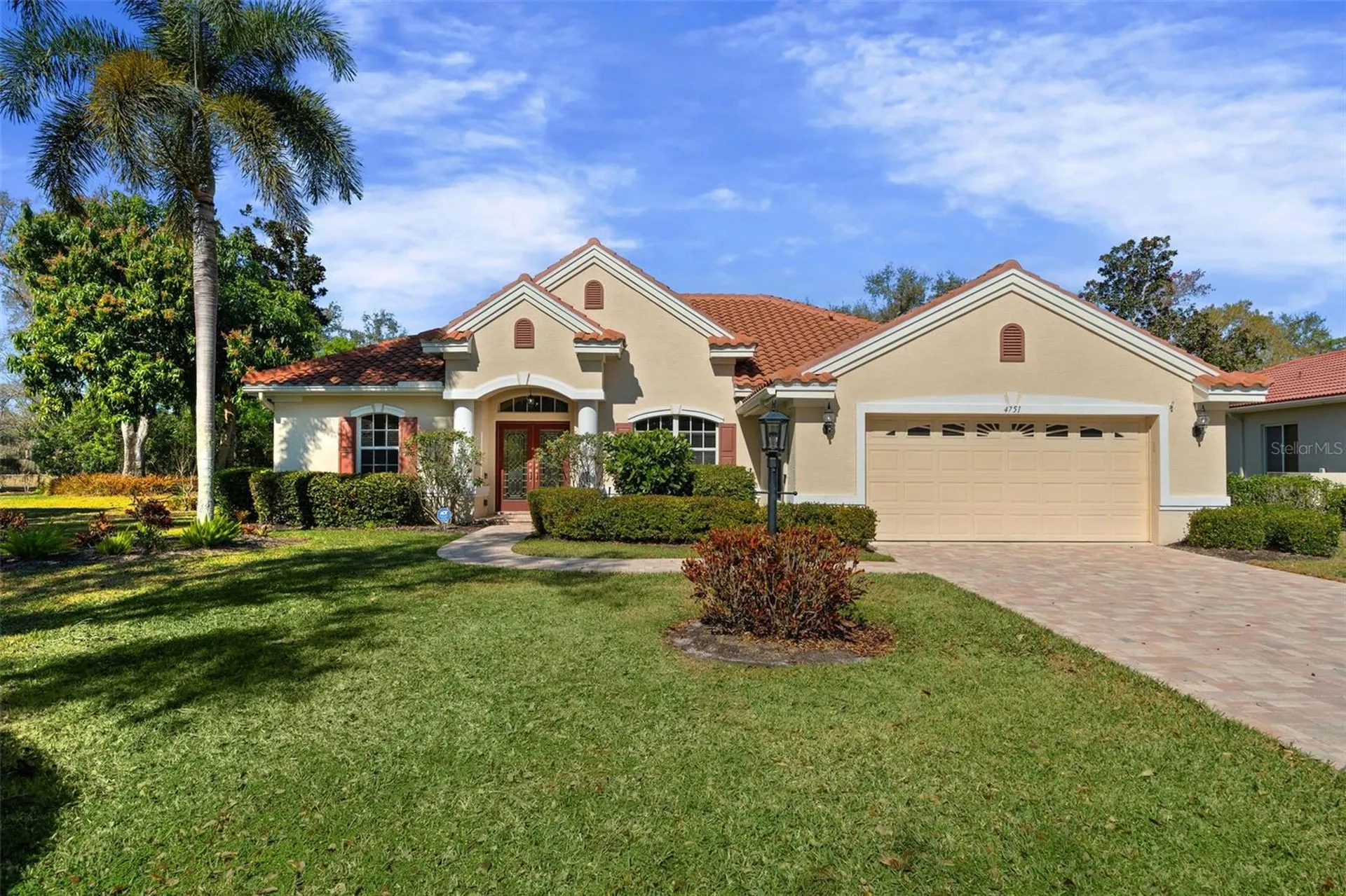 4751 Carrington Circle Sarasota FL 34243
