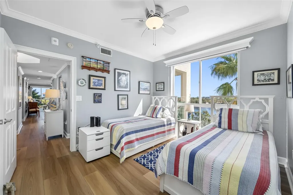 4750 Dolphin Cay Lane S St Petersburg FL 33711