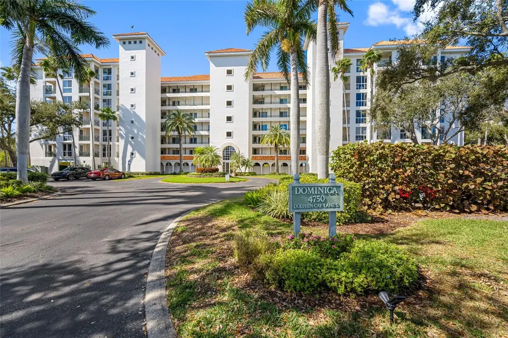 4750 Dolphin Cay Lane S St Petersburg FL 33711