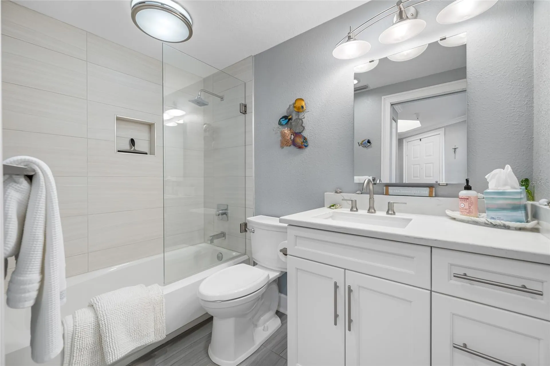 4750 Dolphin Cay Lane S St Petersburg FL 33711