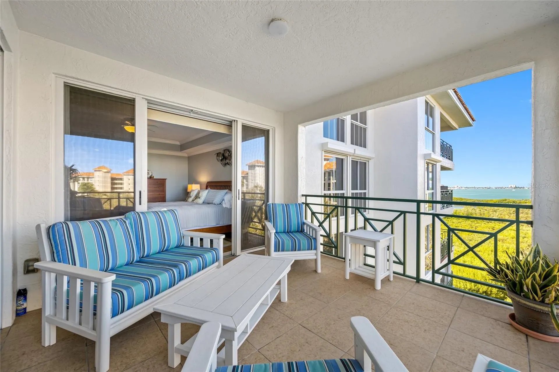 4750 Dolphin Cay Lane S St Petersburg FL 33711
