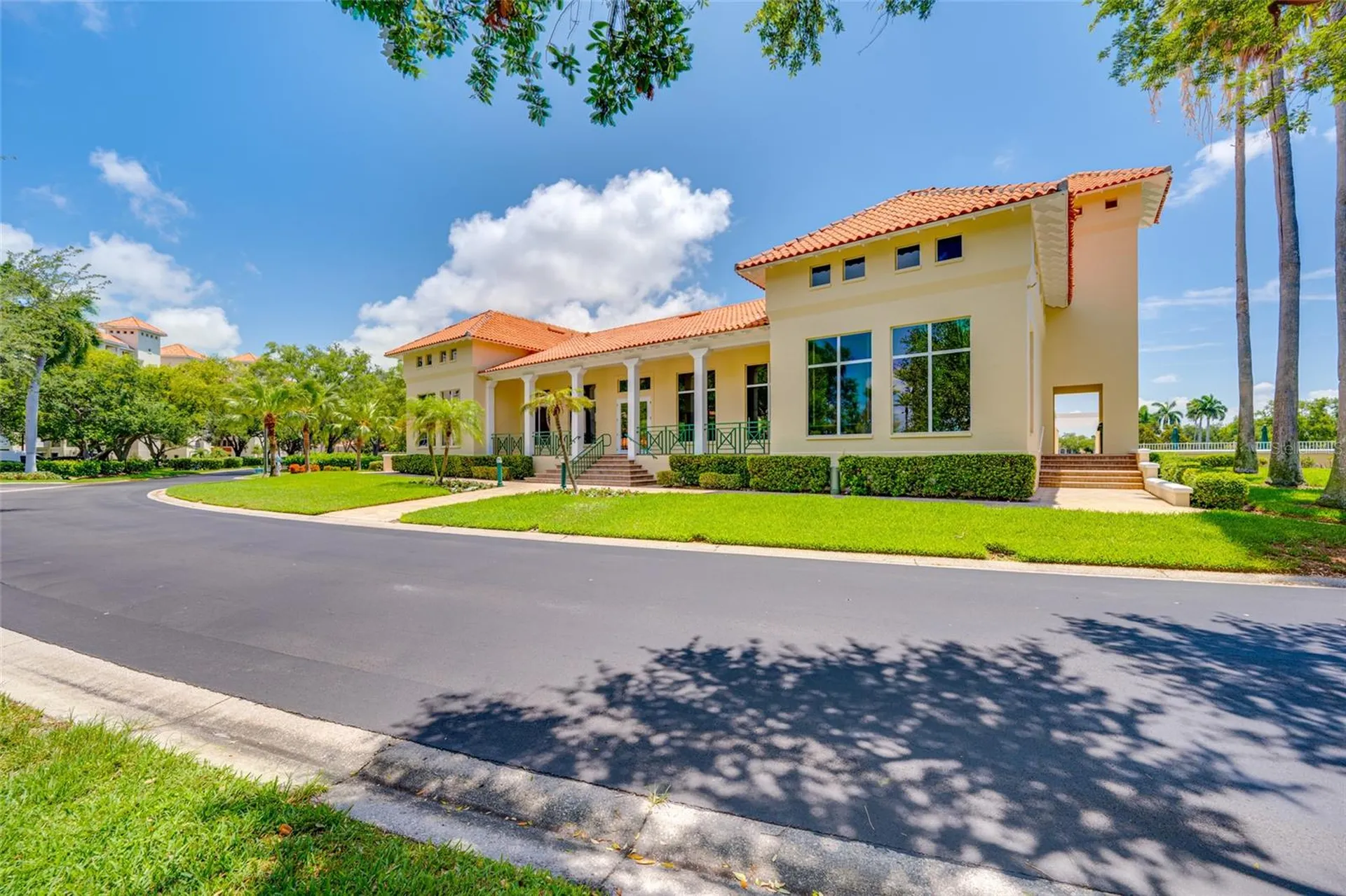 4750 Dolphin Cay Lane S St Petersburg FL 33711