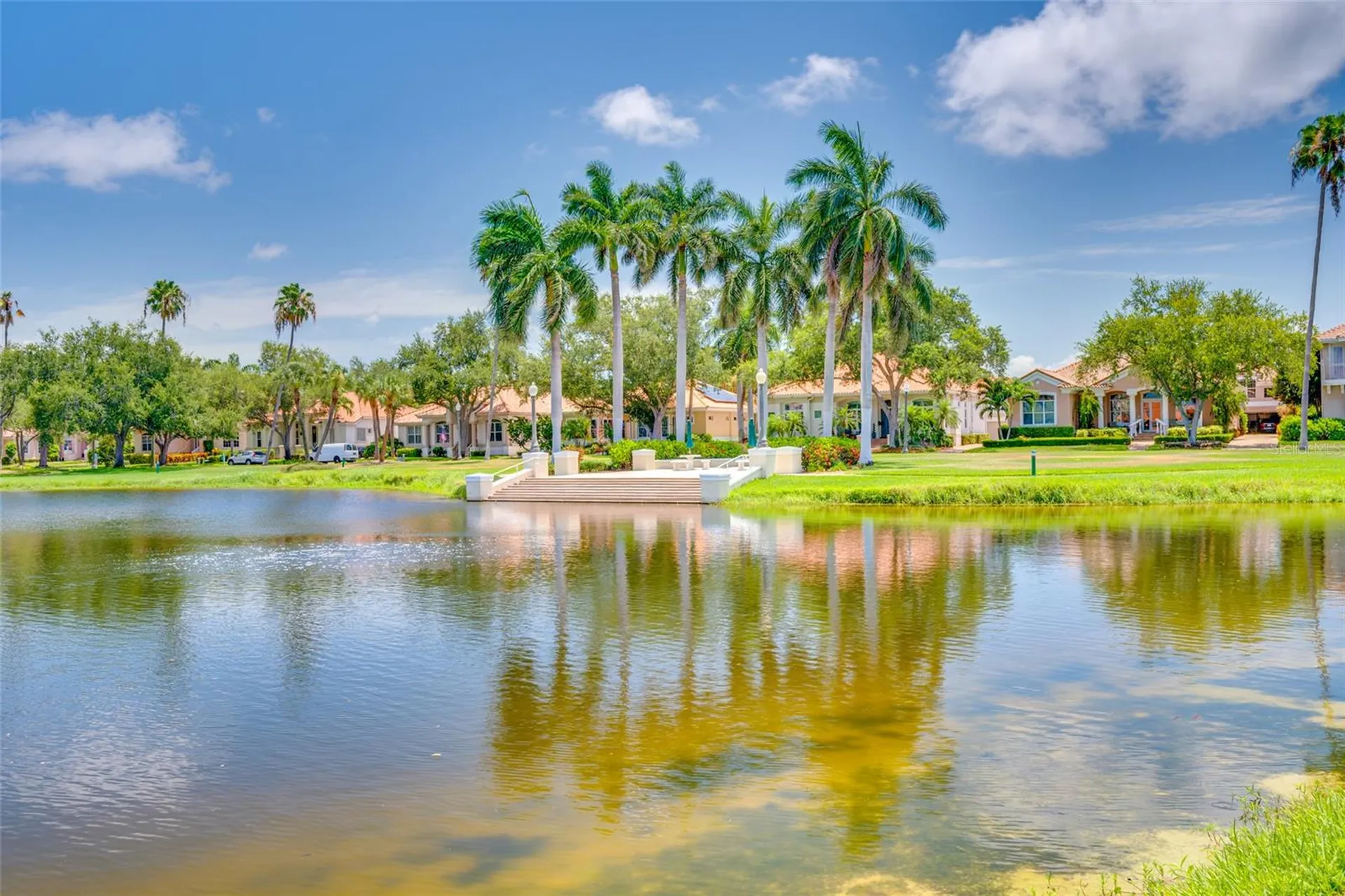 4750 Dolphin Cay Lane S St Petersburg FL 33711