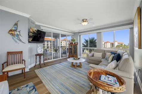 4750 Dolphin Cay Lane S St Petersburg FL 33711