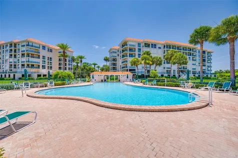 4750 Dolphin Cay Lane S St Petersburg FL 33711