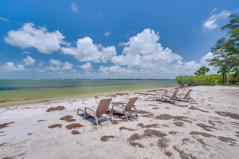 4750 Dolphin Cay Lane S St Petersburg FL 33711