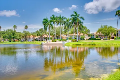 4750 Dolphin Cay Lane S St Petersburg FL 33711