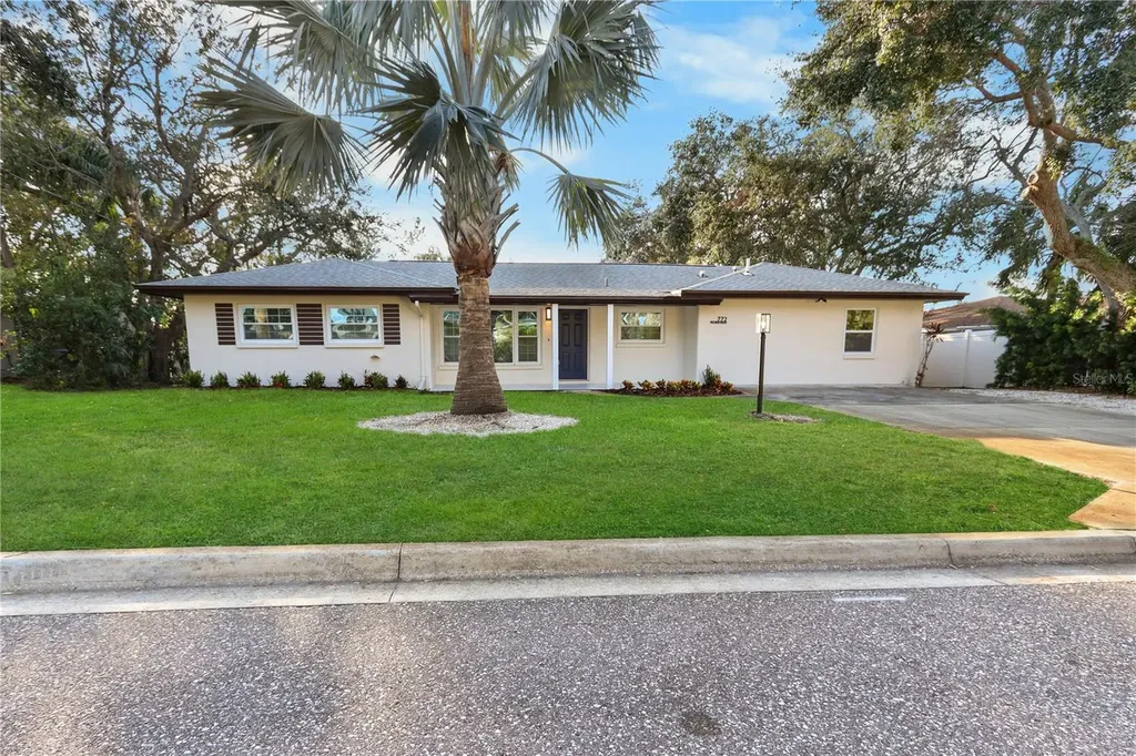 772 Palmer Road Belleair Bluffs FL 33770