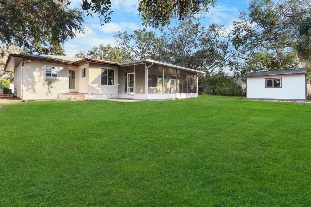 772 Palmer Road Belleair Bluffs FL 33770