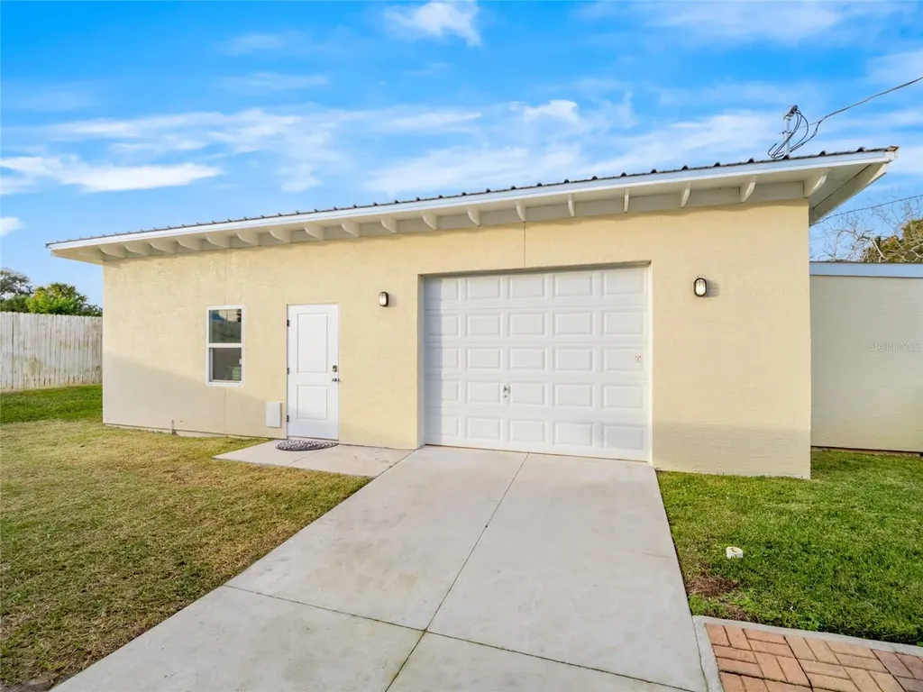 222 Rosa L Jones Cocoa FL 32922