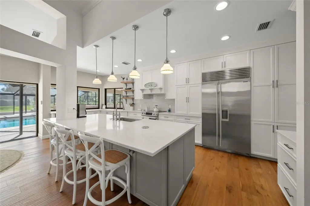 5125 Willow Leaf Drive Sarasota FL 34241