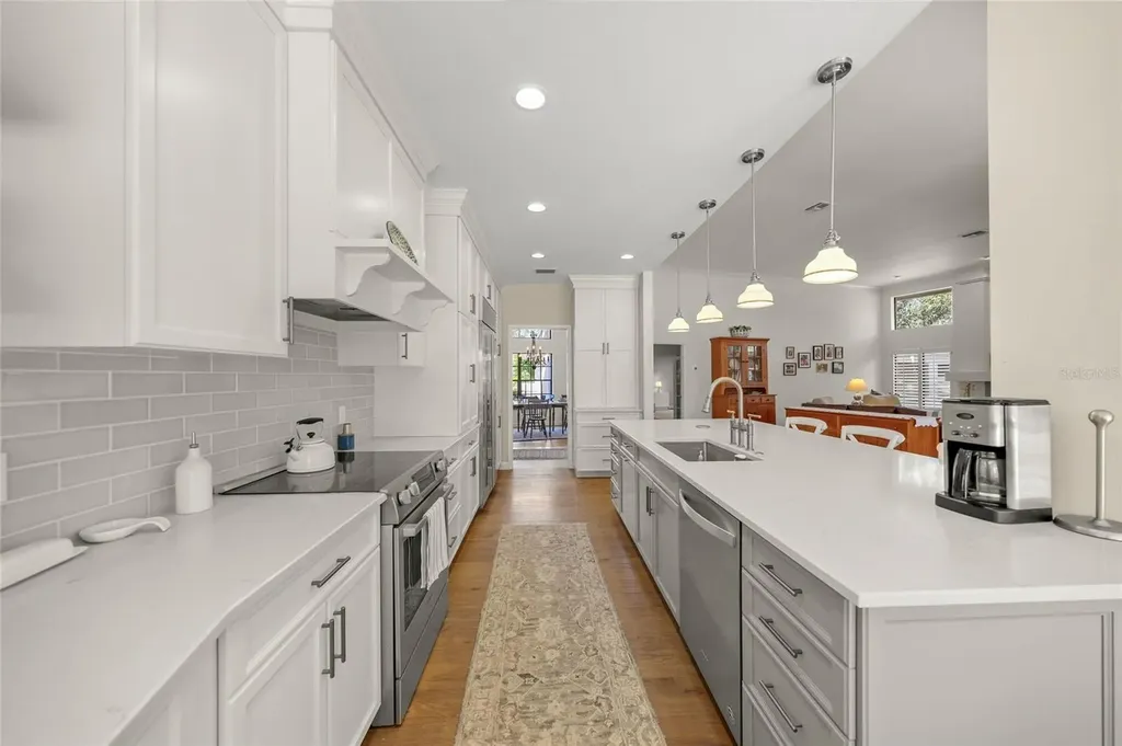 5125 Willow Leaf Drive Sarasota FL 34241