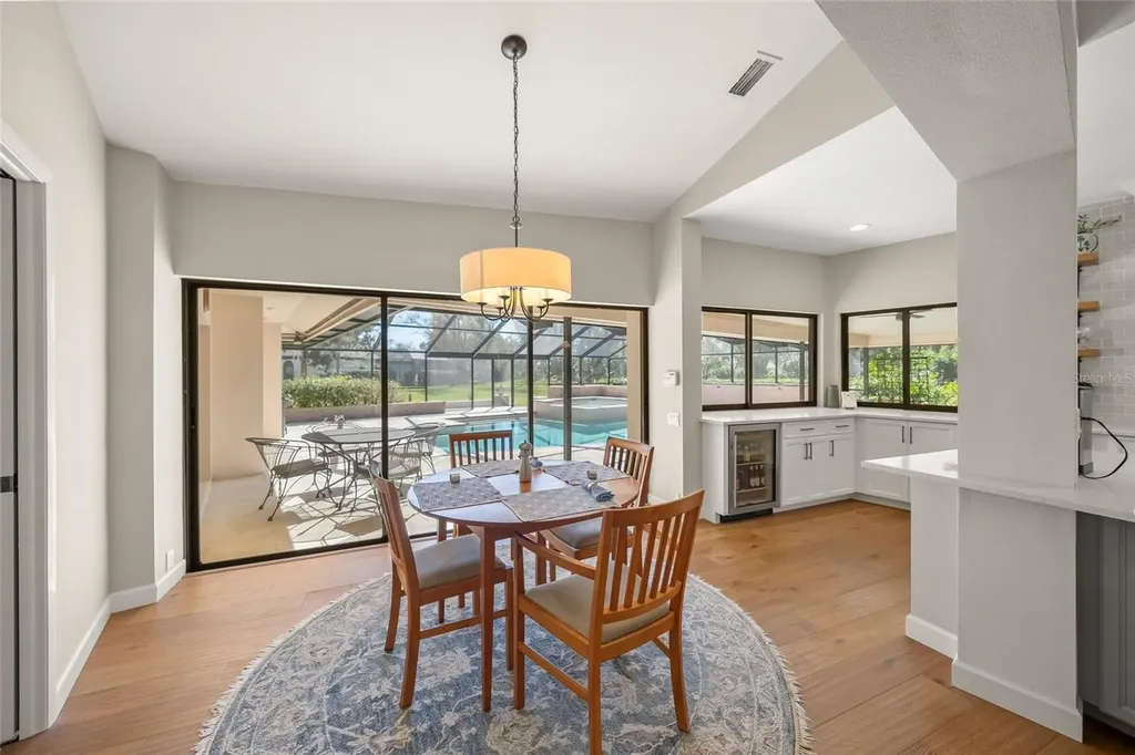 5125 Willow Leaf Drive Sarasota FL 34241