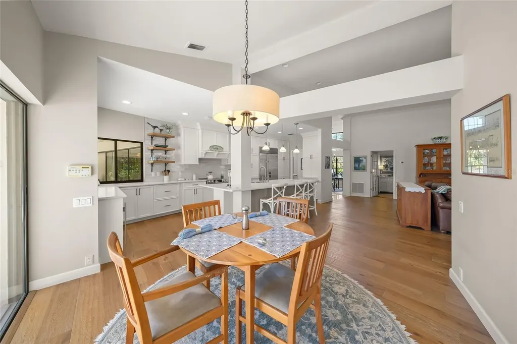 5125 Willow Leaf Drive Sarasota FL 34241