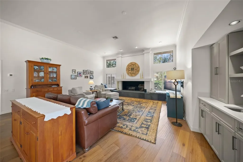 5125 Willow Leaf Drive Sarasota FL 34241