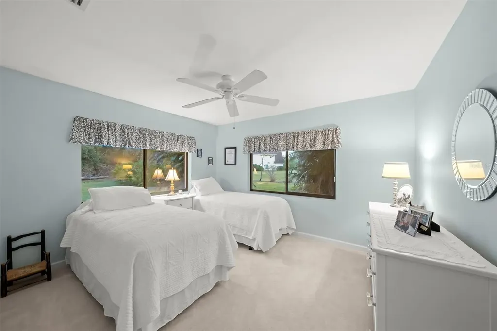 5125 Willow Leaf Drive Sarasota FL 34241