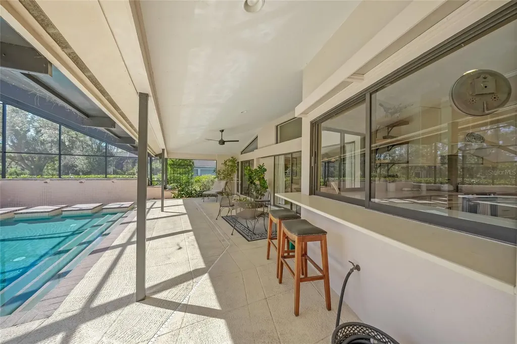 5125 Willow Leaf Drive Sarasota FL 34241