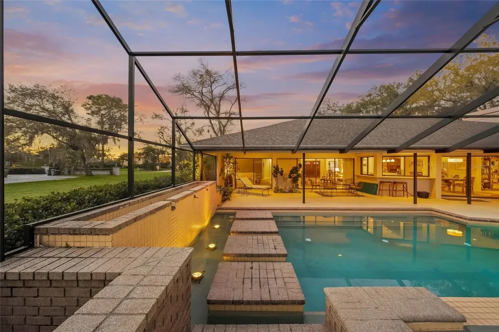 5125 Willow Leaf Drive Sarasota FL 34241