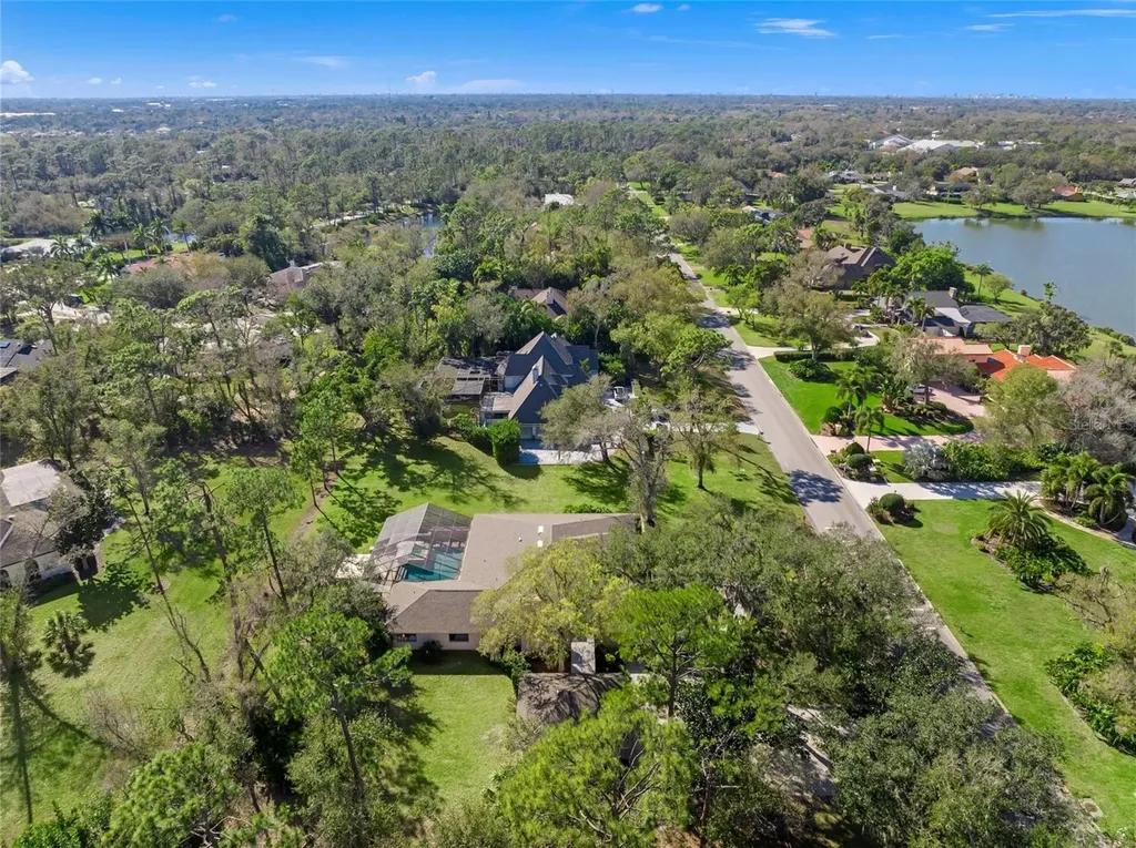 5125 Willow Leaf Drive Sarasota FL 34241