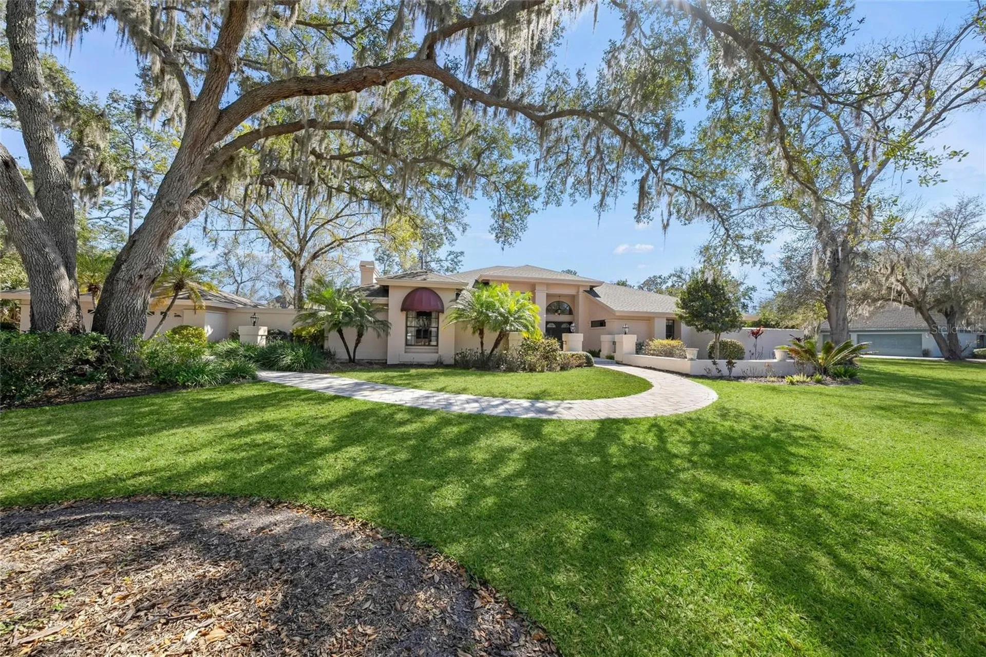 5125 Willow Leaf Drive Sarasota FL 34241