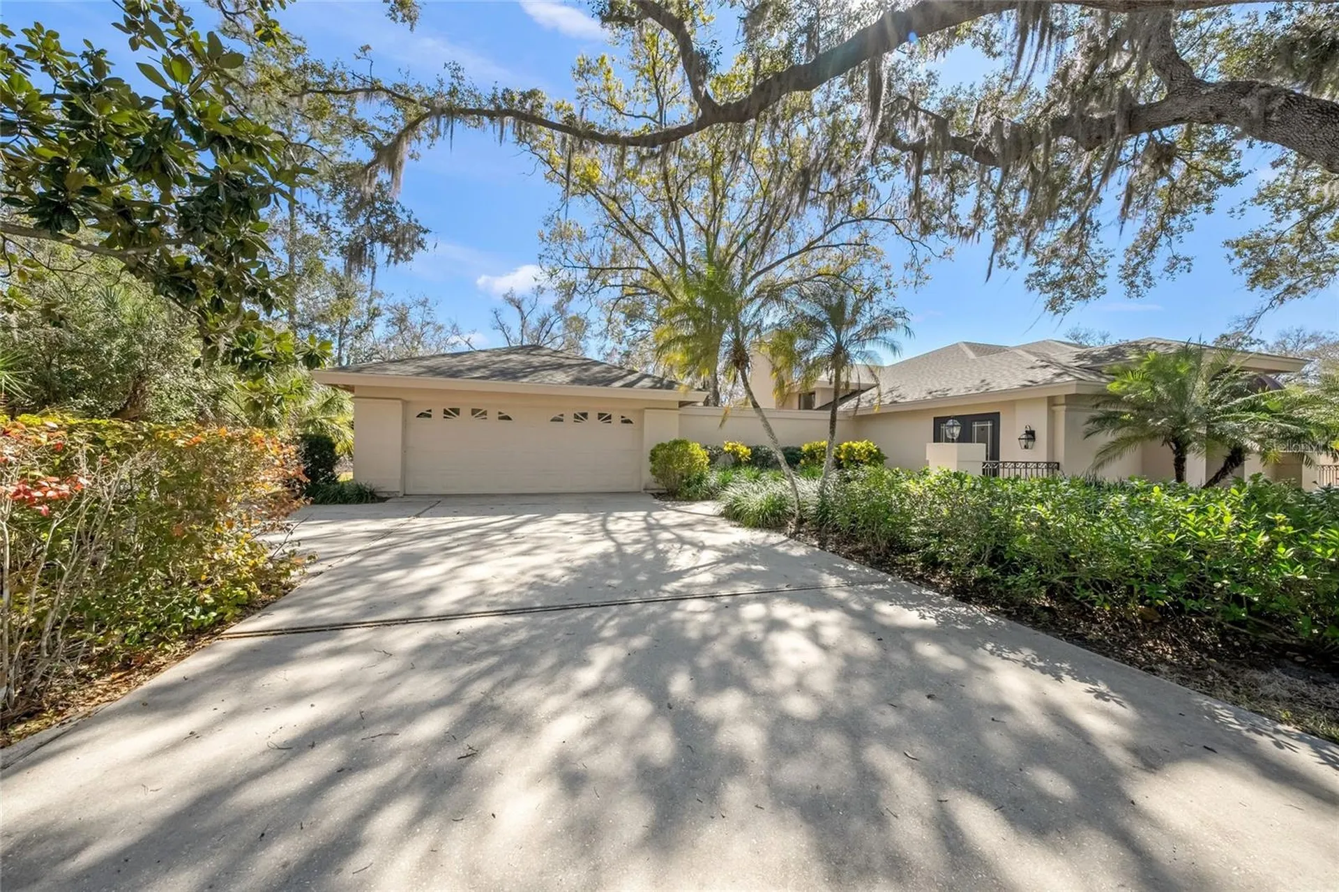 5125 Willow Leaf Drive Sarasota FL 34241